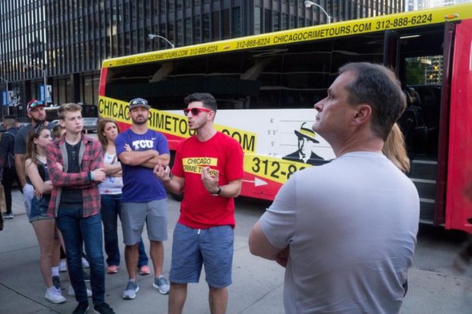 Chicago Crime and Mob Bus Tour - The Chicago River, the Jewelers Building, and old city secrets