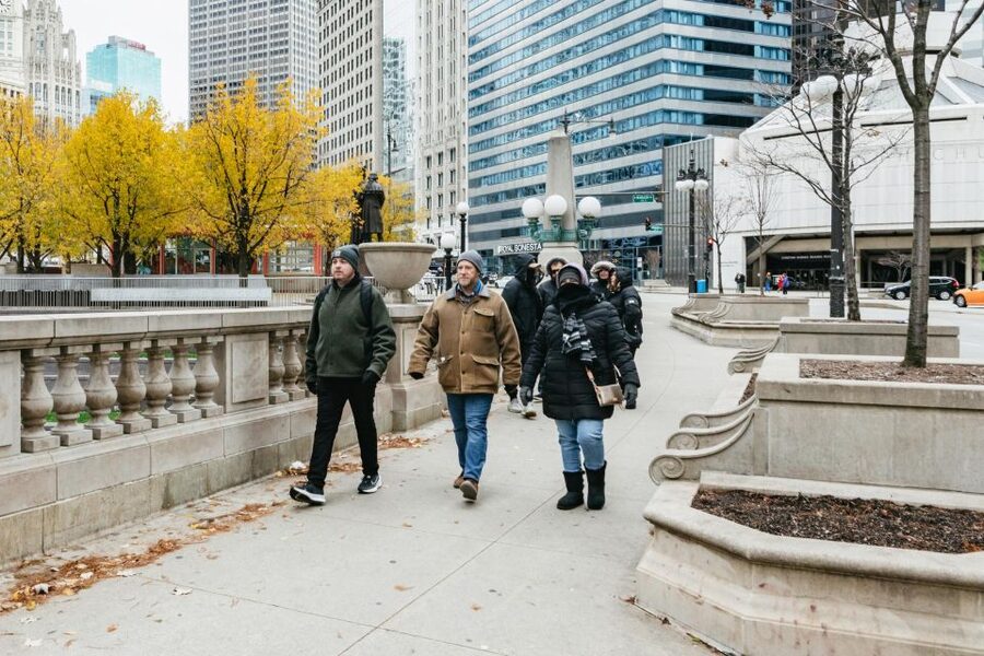 Chicago: Gangsters and Ghosts Guided Walking Tour - Cloud Gate and the Art Institute of Chicago
