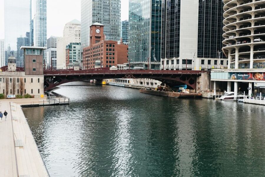 Chicago: Gangsters and Ghosts Guided Walking Tour - How much walking and how hard is the route?