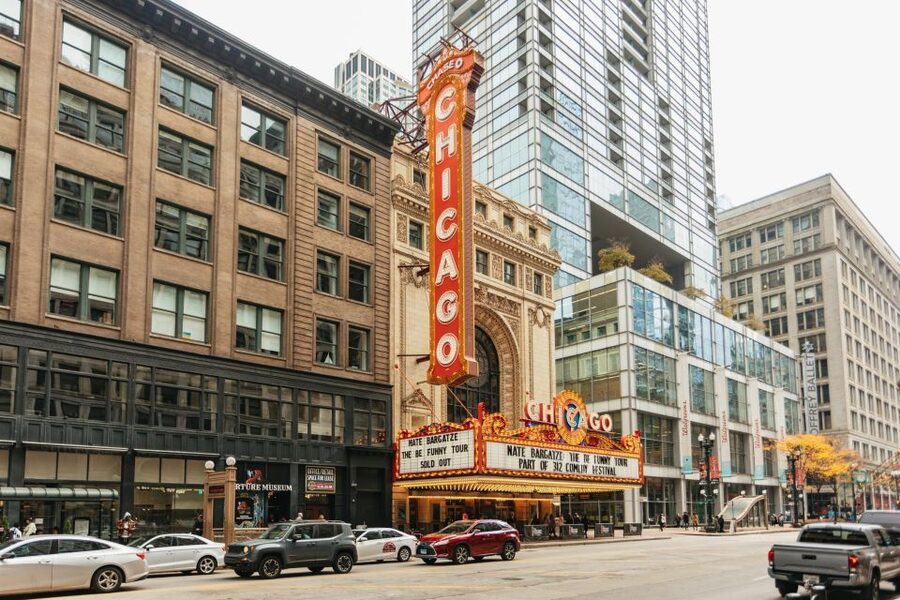 Chicago: Gangsters and Ghosts Guided Walking Tour - Chicago Riverwalk and the darker edge of downtown