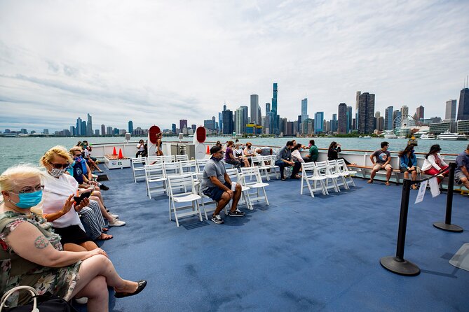 Chicago Lake and River Architecture Tour - Boarding at Michigan Avenue and choosing your seat