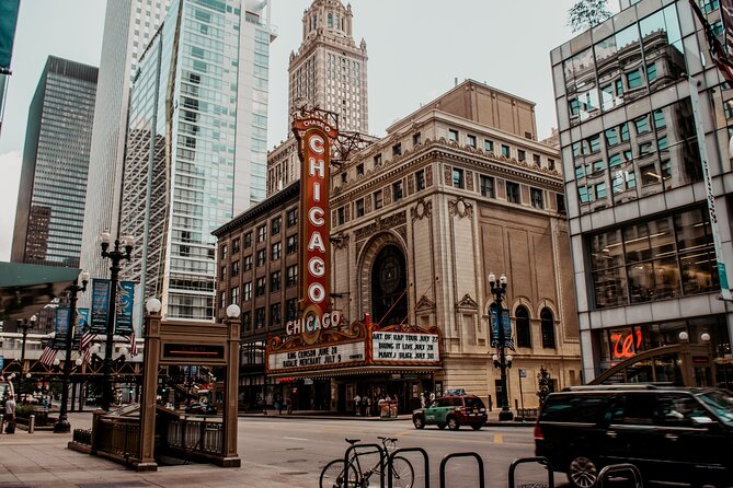 Chicago Mobs and Haunts Walking Tour - A dark introduction at Congress Plaza Hotel