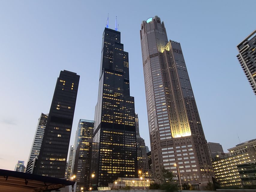 Chicago River: 1.5-Hour Guided Architecture Cruise - The south branch and Willis Tower