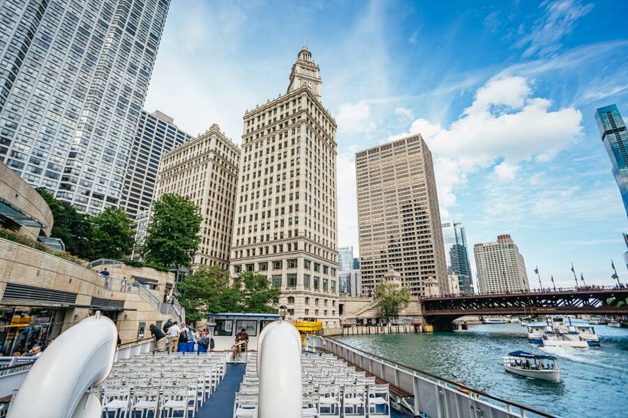 Chicago River: 1.5-Hour Guided Architecture Cruise - The north branch and newer Chicago