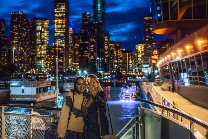 Chicago River 45-Minute Architecture Tour from Magnificent Mile - Finding the dock at 400 N Michigan Avenue
