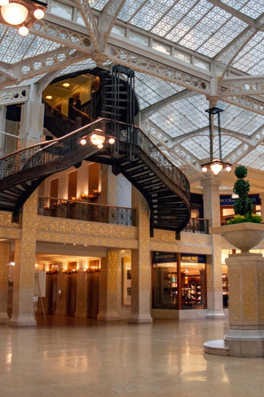 Chicago: Secret Interiors Architecture Walking Tour - The Rookery Building and its changing architectural language