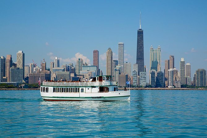 Chicago Sightseeing River and Lake Cruise - The Lake Michigan Skyline View