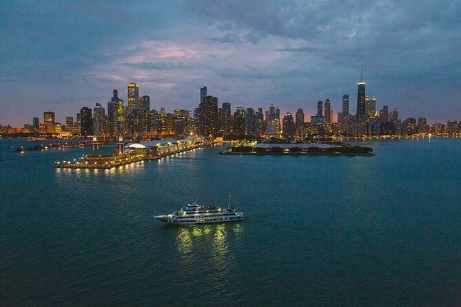 Chicago Signature Dinner Cruise on Lake Michigan - Key points to know before you book