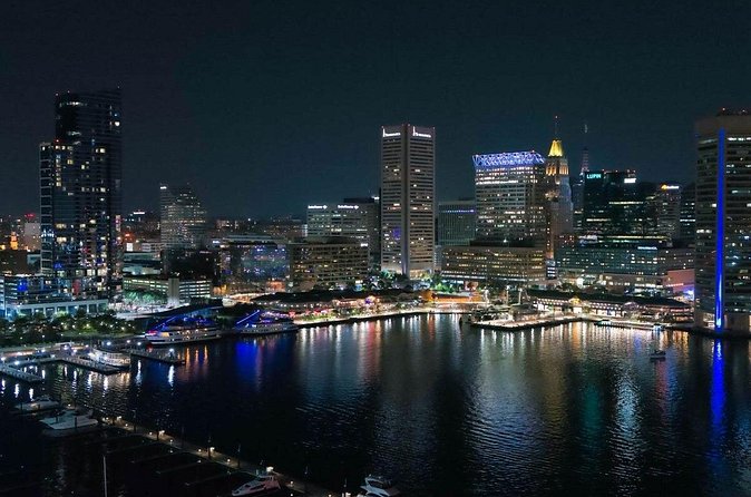 City Cruises Baltimore: Signature Dinner Cruise - Who should book this Baltimore night out?