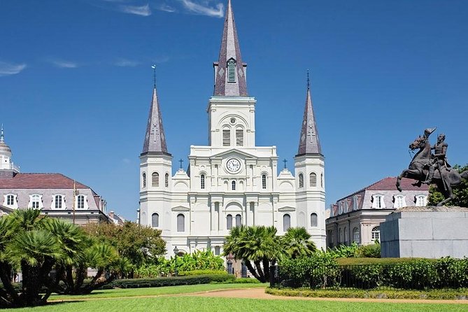 City Tour of New Orleans with Pickup - Riding in comfort through the French Quarter