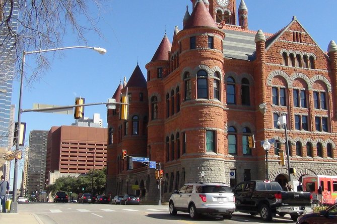 Dallas and Fort Worth City Sightseeing Tour Small-Group - Should you book the Dallas and Fort Worth tour?