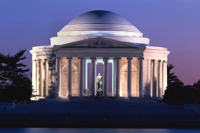DC Memorials Night Tour: Glass-Roof Convertible Upgrade Option - The World War II Memorial and Jefferson Memorial