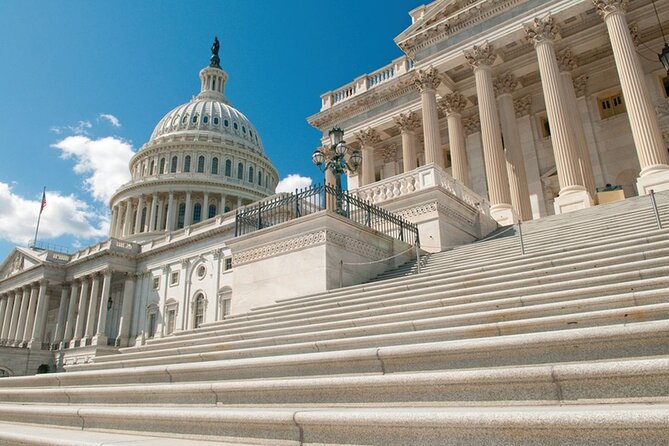 DC Monuments and Capitol Hill Tour by Electric Cart - Thirty minutes at the Lincoln Memorial