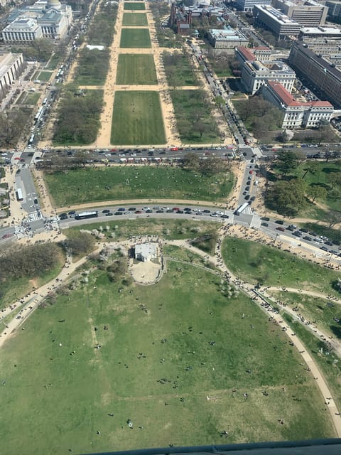DC: Washington Monument Direct Entry with Guidebook - Finding the Capitol, White House, and memorials