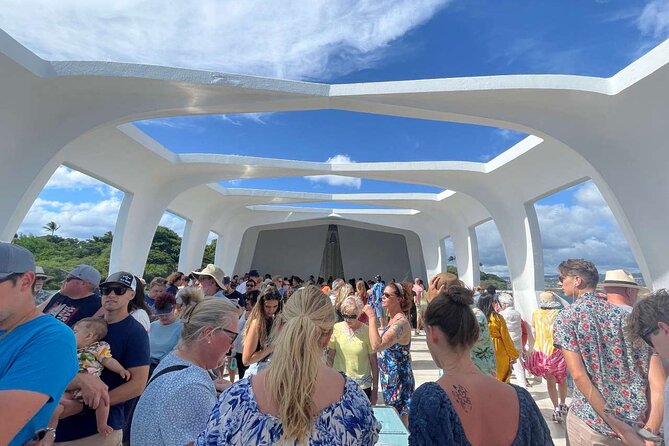 Deluxe Pearl Harbor USS Arizona Memorial and Honolulu City Tour - The USS Arizona Memorial gives this tour its weight
