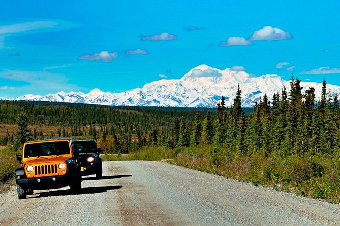 Denali Highway Jeep Excursion - Hotel pickup and the first stretch toward the highway