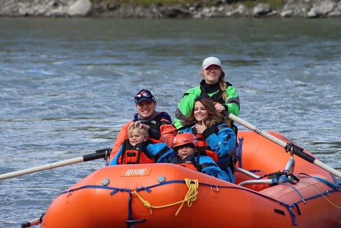 Denali Rafting Wilderness Wave - The gear setup and what you should wear