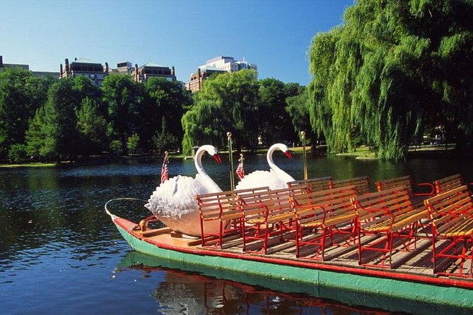 Downtown Freedom Trail, Beacon Hill & Back Bay Walking Tour - Back Bay’s grand streets and Newbury Street
