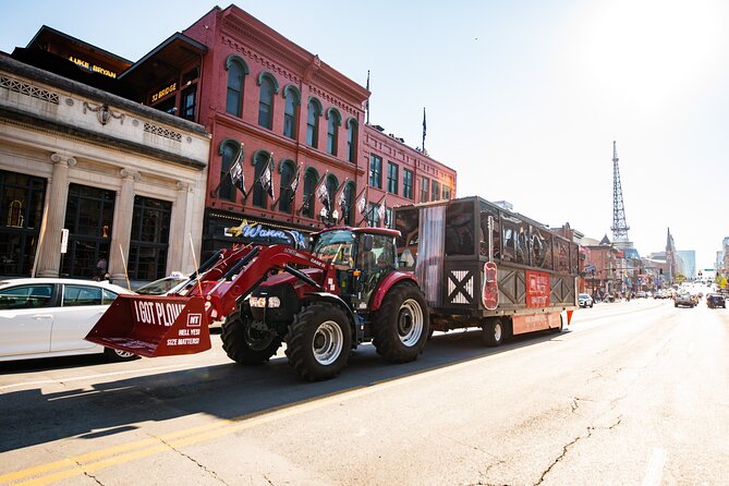 Downtown Nashville Public Party Tractor 21+ Only - The route: fun streets, uneven sightseeing