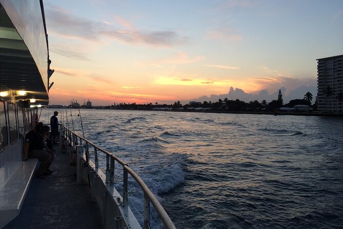 Drift Fishing Trip off the Coast of Fort Lauderdale - Boat size, comfort, and sea conditions