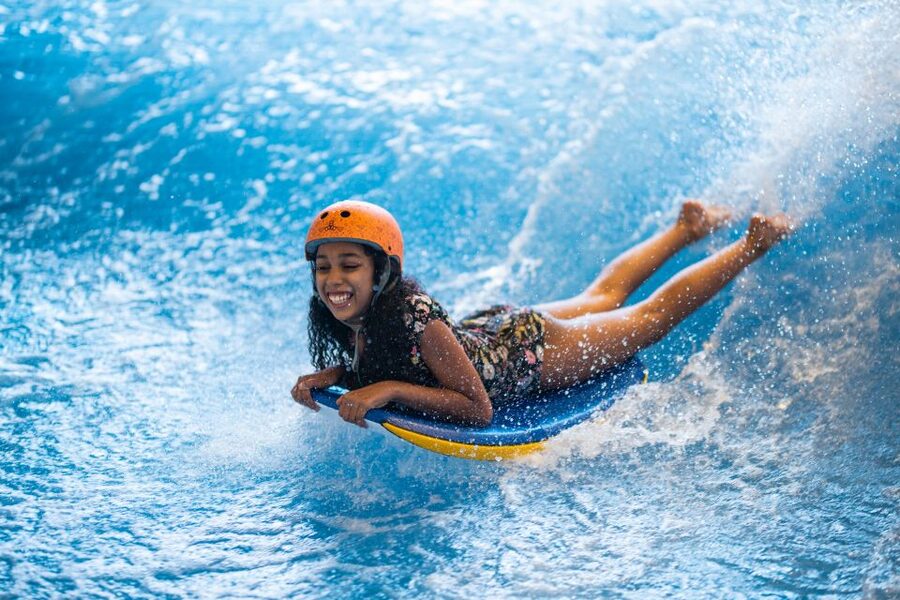 East Rutherford: Dreamworks Indoor Water Park Entry Ticket - Far Far A Bay and the Bubbly Lazy River