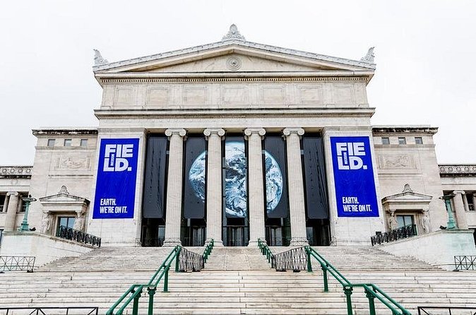 Field Museum of Natural History Admission Tickets - Underground Adventure and live animals