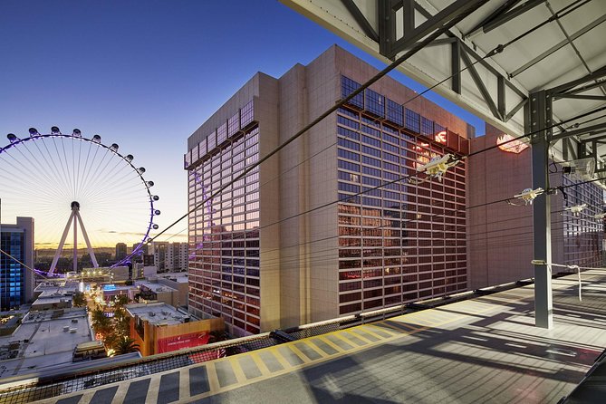 Fly LINQ Zipline at The LINQ Promenade in Las Vegas - Seated or superhero: choose the right ride