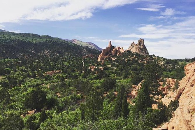 Foothills, History, and Garden of the Gods Jeep Tour - The guides are the tour’s strongest feature