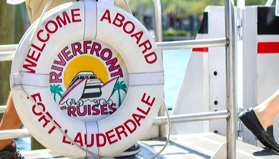 Fort Lauderdale: Millionaire's Row Cruise with Drinks - Timing, weather, and practical preparation