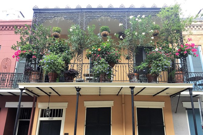 French Quarter Historical Sights and Stories Walking Tour - Why the French Quarter makes a good first walk
