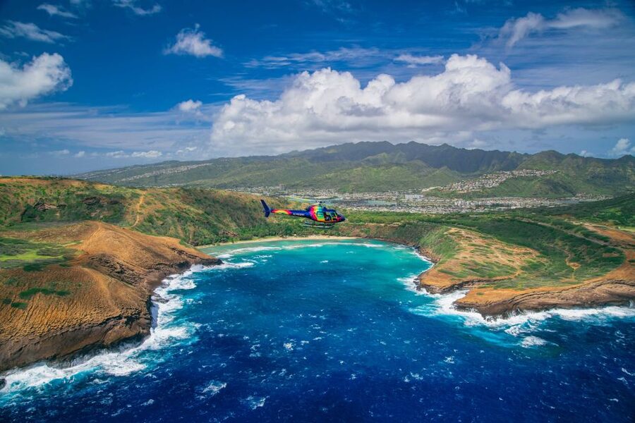 From Honolulu: Oahu 60min Helicopter Tour with Doors Off/On - What the pilots add to the experience