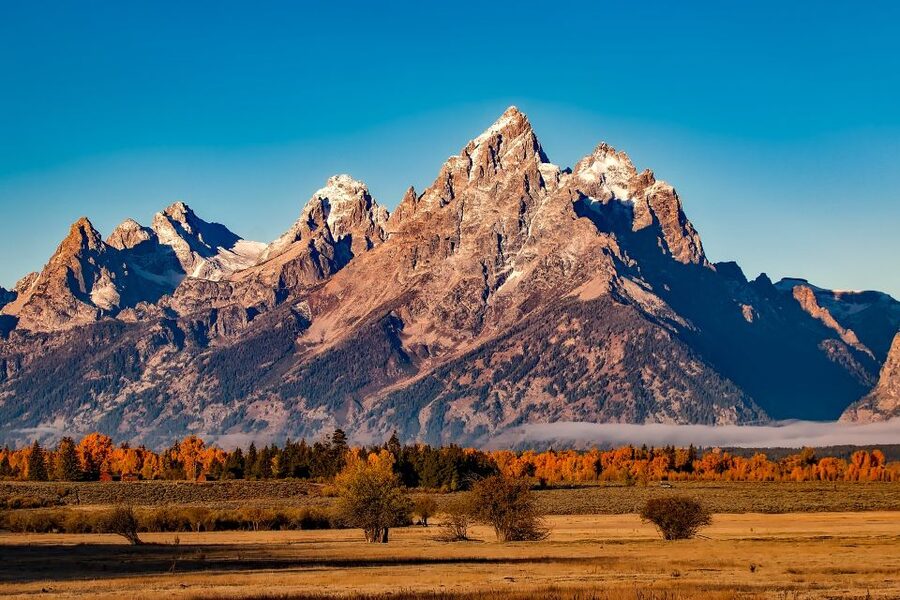 From Jackson: Half-Day Grand Teton National Park Tour - From Jackson to Gros Ventre and Mormon Row