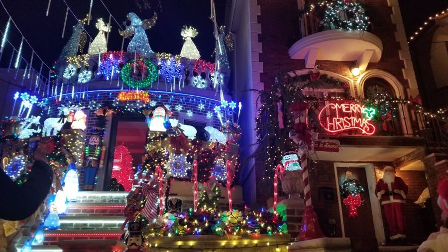 From Manhattan: 4-Hour Brooklyn Christmas Magic Tour - Key points to know before you book