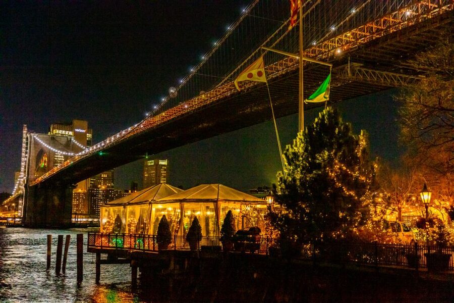 From Manhattan: 4-Hour Dyker Heights Holiday Lights Bus Tour - At a glance
