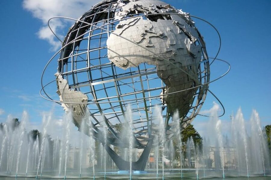 From Manhattan: 5-Hour Bronx, Queens, and Brooklyn Bus Tour - Why this route works for a first New York visit
