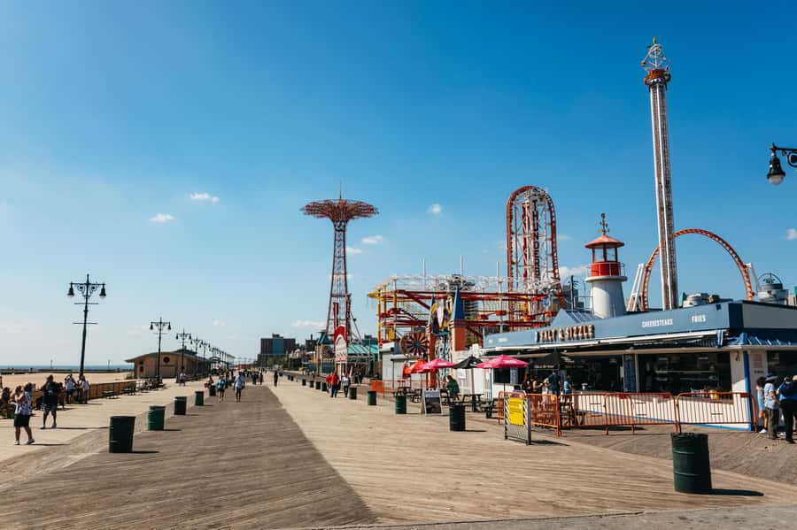From Manhattan: Full-Day NYC Boroughs and Coney Island Tour - Harlem and the Apollo Theater