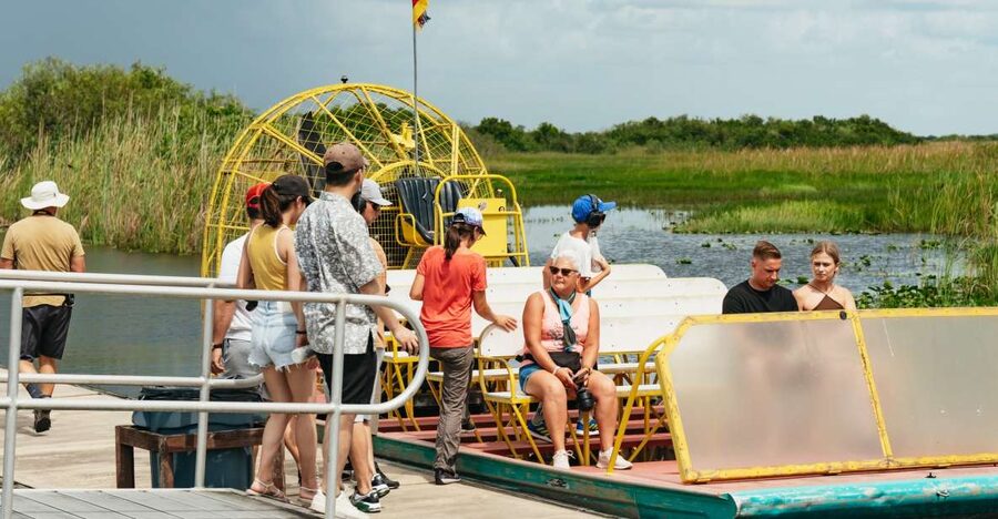 From Miami: Everglades Airboat Ride and Nature Walk - The best time and the right expectations
