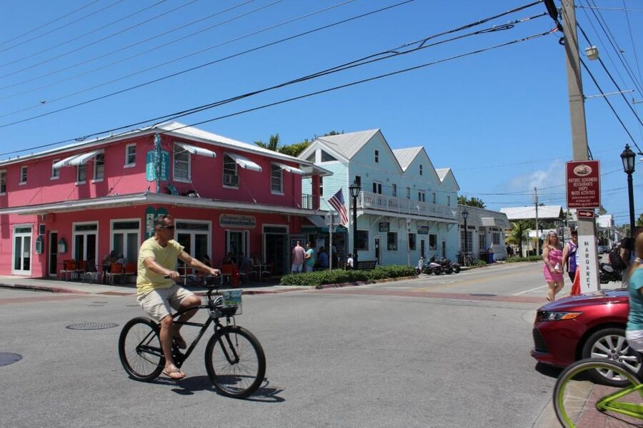 From Miami: Key West Day Trip with Pickup at Selected Hotels - The long road from Miami to Key West