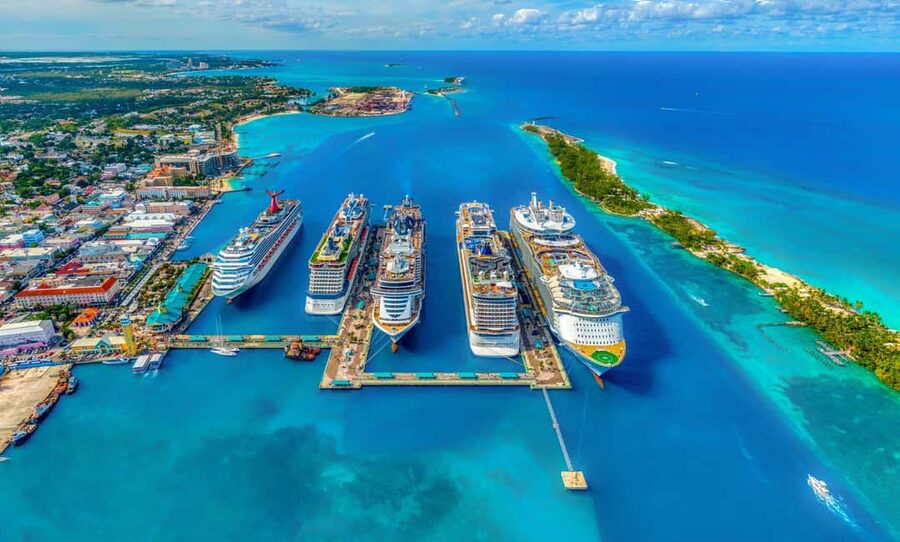 From Miami: Roundtrip Bimini Ferry with Hotel Transfers - Check-in, customs, and the ferry crossing