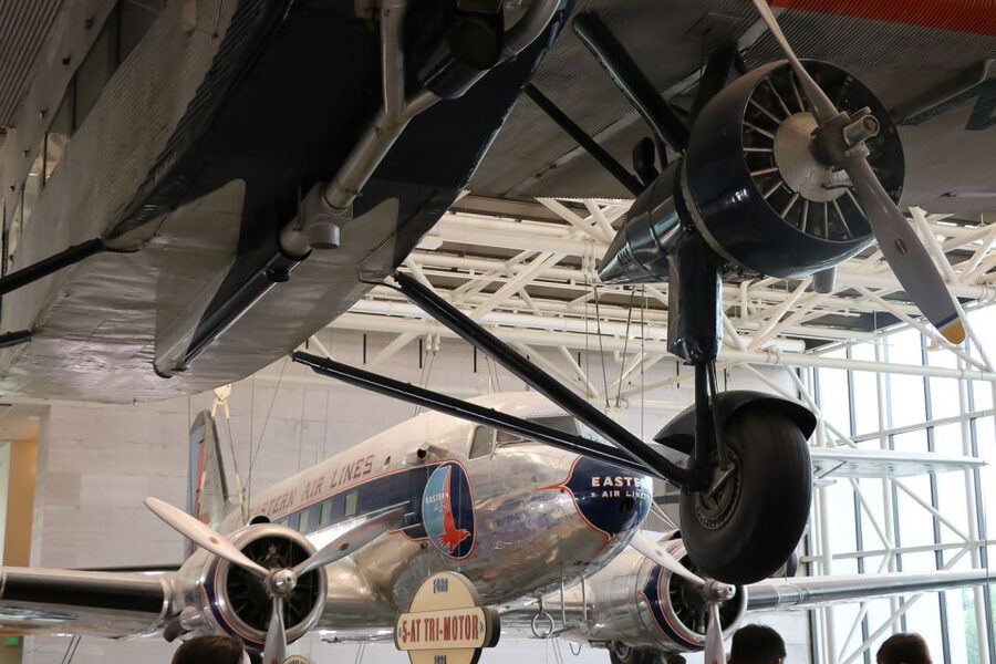 From NYC: Guided Day Trip to Washington DC by Van or Bus - Your 90 minutes for lunch, museums, and photos
