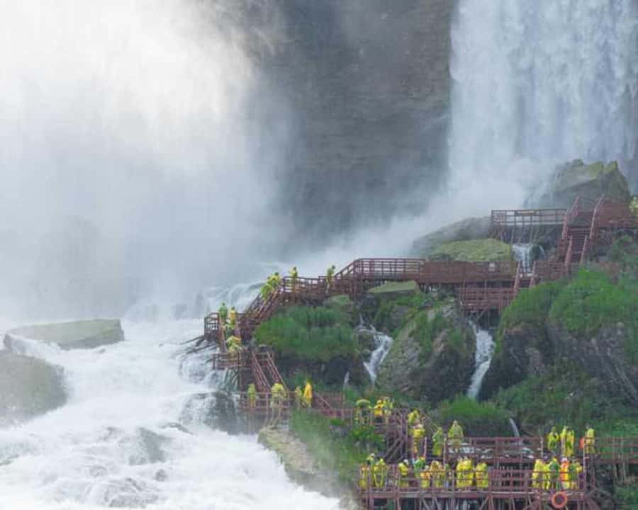 From NYC: Guided Niagara Falls Full-Day Trip - Why the overnight route works