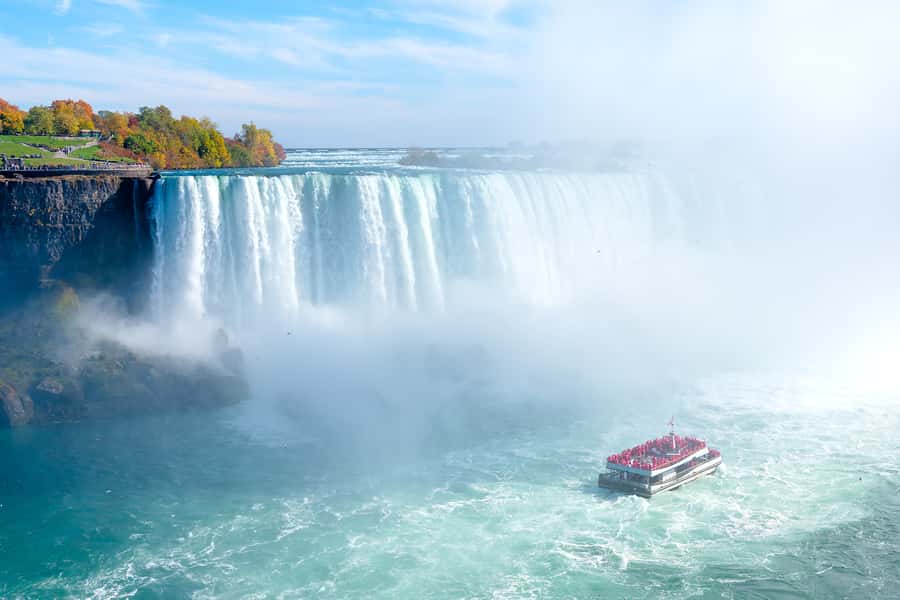 From NYC: Niagara Falls with Outlet Shopping, 2-Day Tour - Watkins Glen and Seneca Lake add real variety