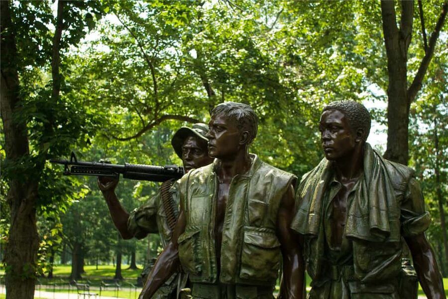 From NYC: Washington Highlights Guided One Day Tour - Arlington National Cemetery and the Kennedy graves