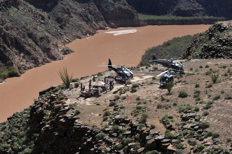 From South Rim: Grand Canyon Spirit Helicopter Tour - The Dragon Corridor and the full sense of depth
