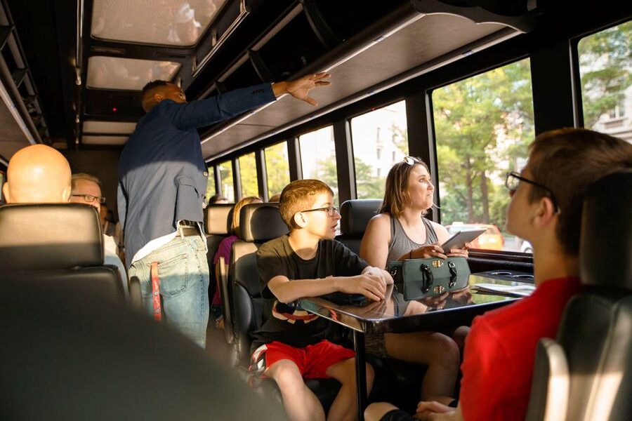 From Washington DC: Old Town Alexandria & Mount Vernon Tour - Arriving at George Washington’s Mount Vernon