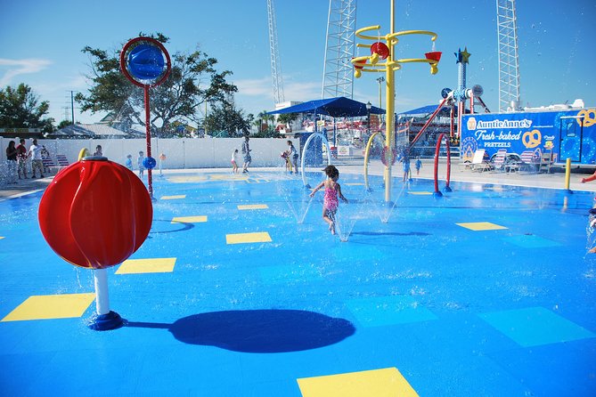 Fun Spot America Theme Parks - Orlando - Orlando’s White Lightning and major rides