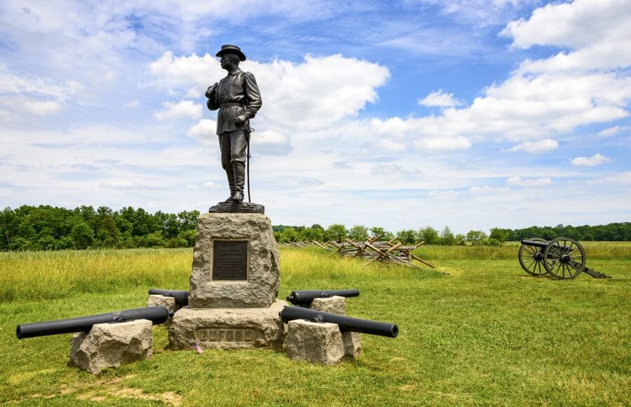 Gettysburg: Horse-Drawn Carriage Battlefield Tour - The guide makes the difference