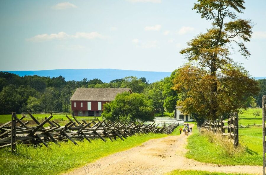 Gettysburg: Private Tour with Licensed Battlefield Guide - Getting Out of the Vehicle at Key Stops