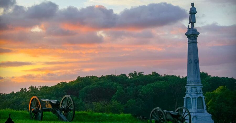Gettysburg: Private Tour with Licensed Battlefield Guide - Following the Battle Through Maps and Terrain
