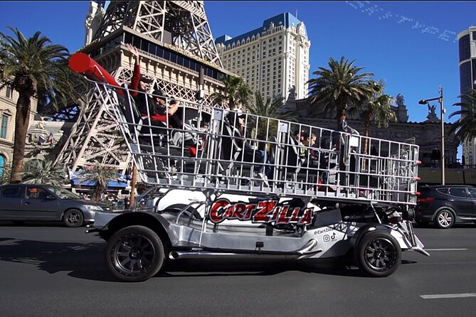 Giant Shopping Cart Limo Ride in Las Vegas - The Welcome sign is a repeated photo opportunity